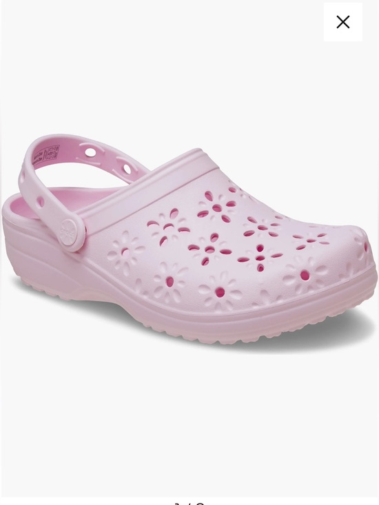 CROCS Shoes - CROCS Women's Classic Floral Cutout Clog in Light Pink Size 6 NWT